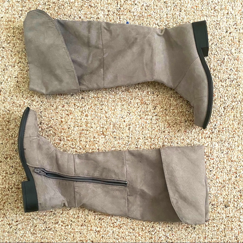Knee/thigh high gray faux suede boots